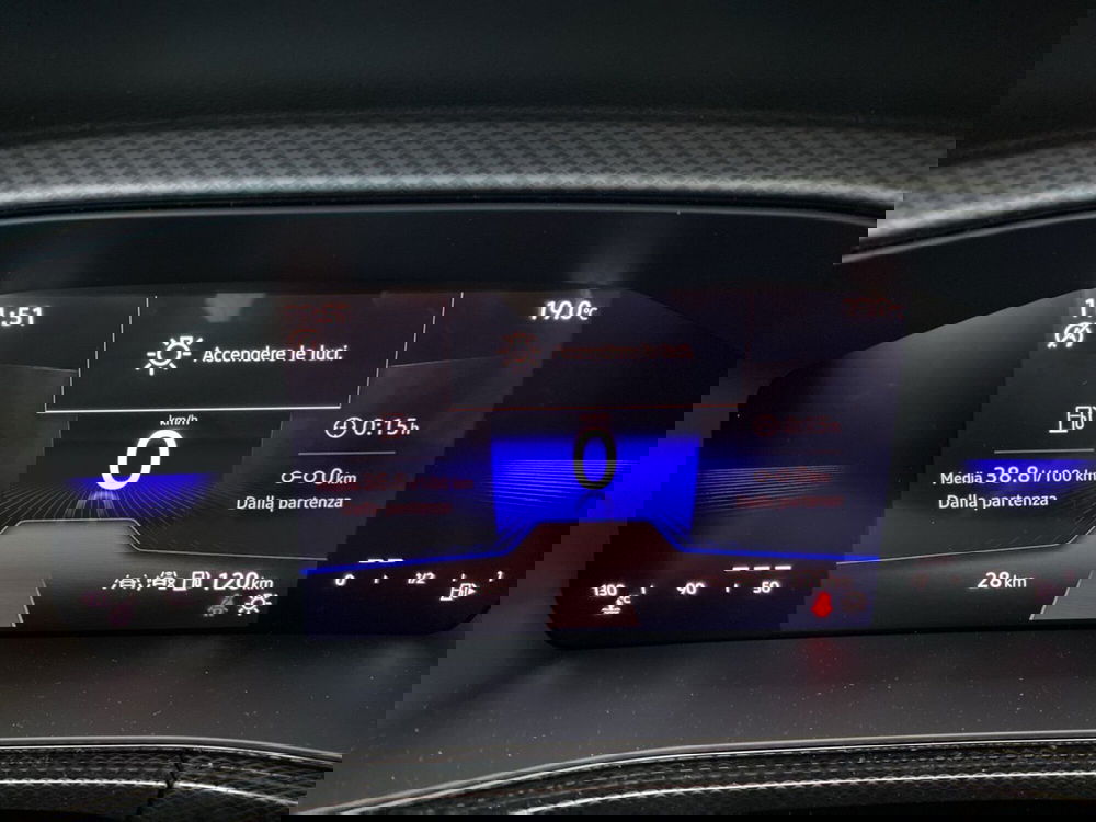 Volkswagen T-Cross nuova a Lodi (17)