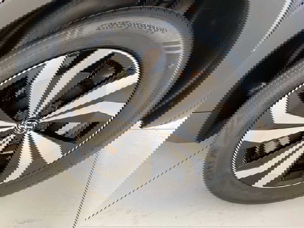 Volkswagen T-Cross nuova a Lodi (10)