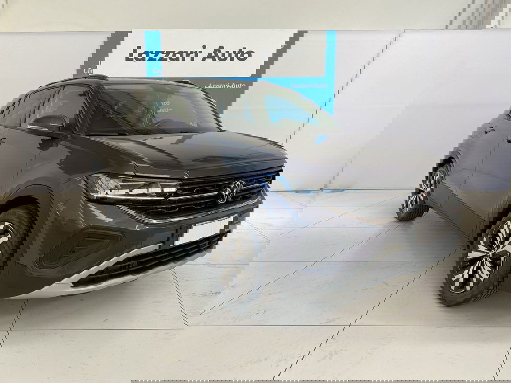 Volkswagen T-Cross nuova a Lodi (3)