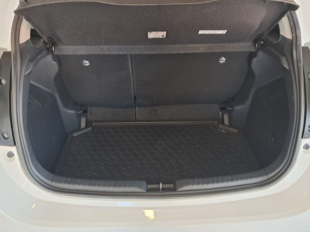 Toyota Yaris usata a Cagliari (9)