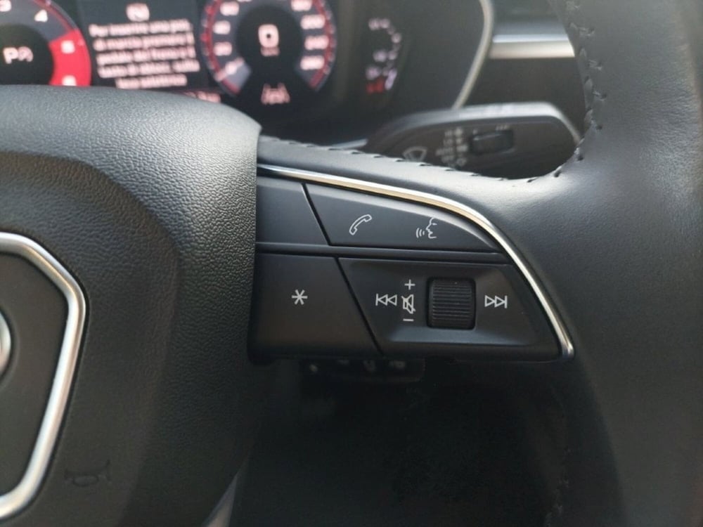 Audi Q3 usata a Bari (7)