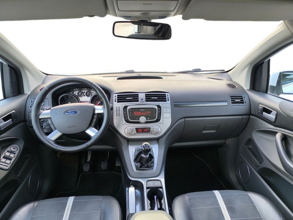 Ford Kuga usata a Udine (11)