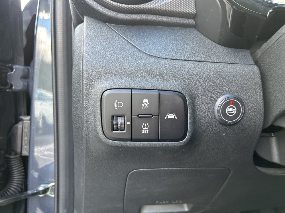 Hyundai i10 usata a Latina (14)