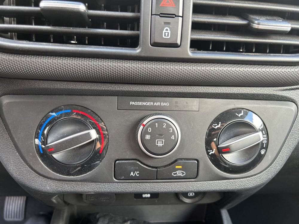 Hyundai i10 usata a Latina (18)
