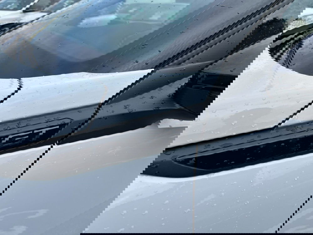 Peugeot 2008 nuova a Latina (9)