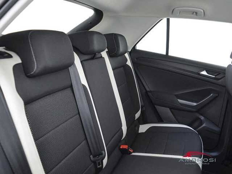 Volkswagen T-Roc usata a Perugia (11)