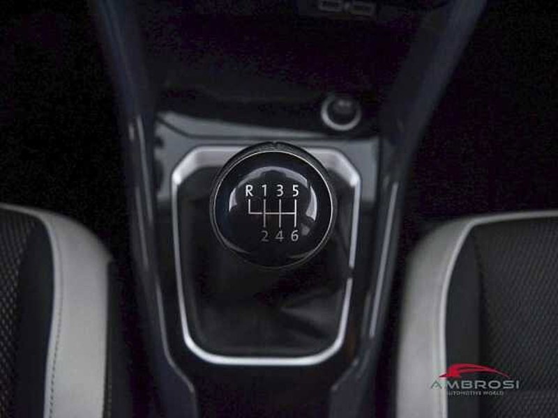 Volkswagen T-Roc usata a Perugia (18)