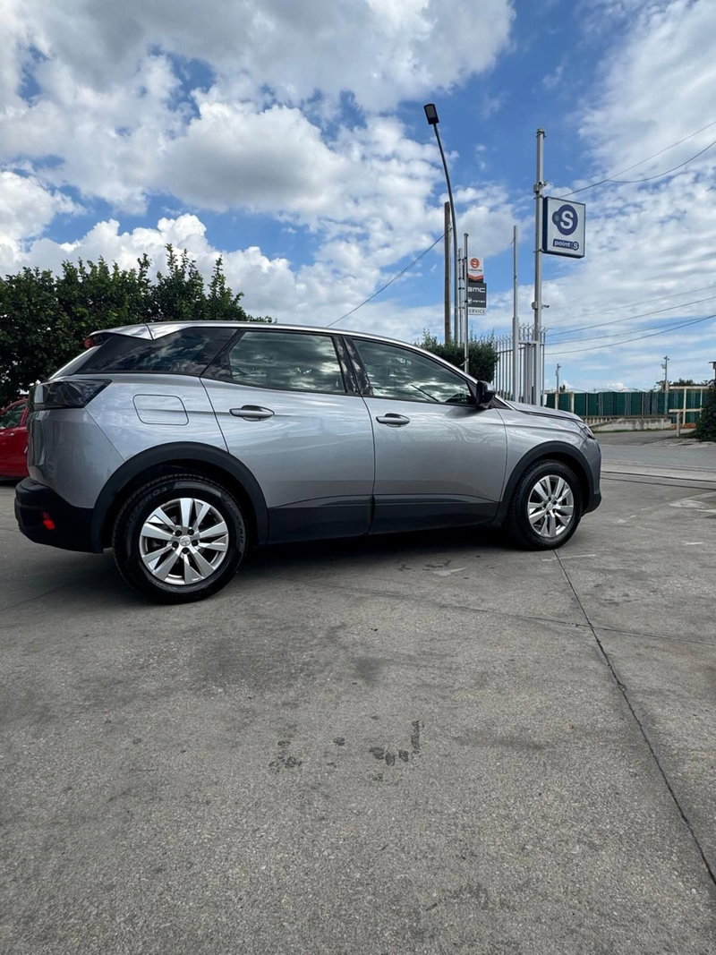 Peugeot 3008 usata a Caserta (5)