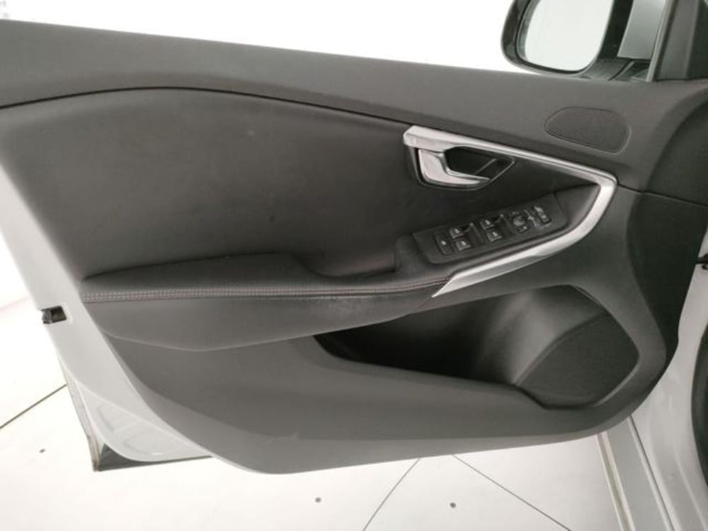Volvo V40 usata a Modena (10)