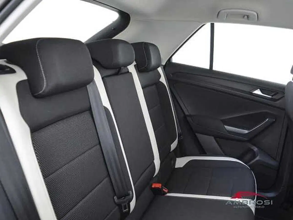 Volkswagen T-Roc usata a Viterbo (11)