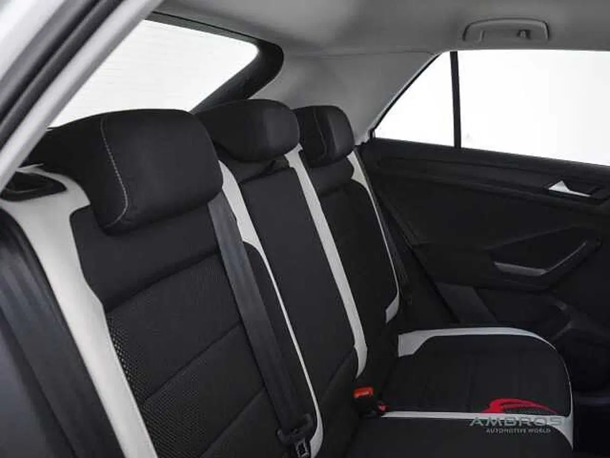 Volkswagen T-Roc usata a Viterbo (11)