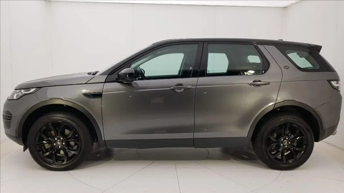 Land Rover Discovery Sport usata a Lucca (3)