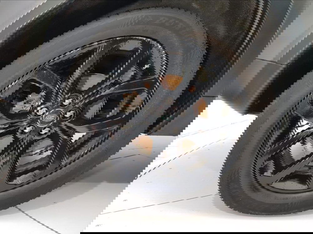 Land Rover Discovery Sport usata a Lucca (9)