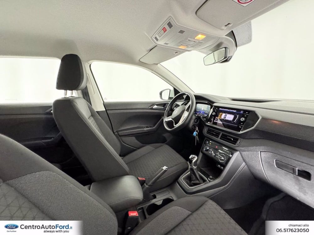 Volkswagen T-Cross usata a Roma (6)