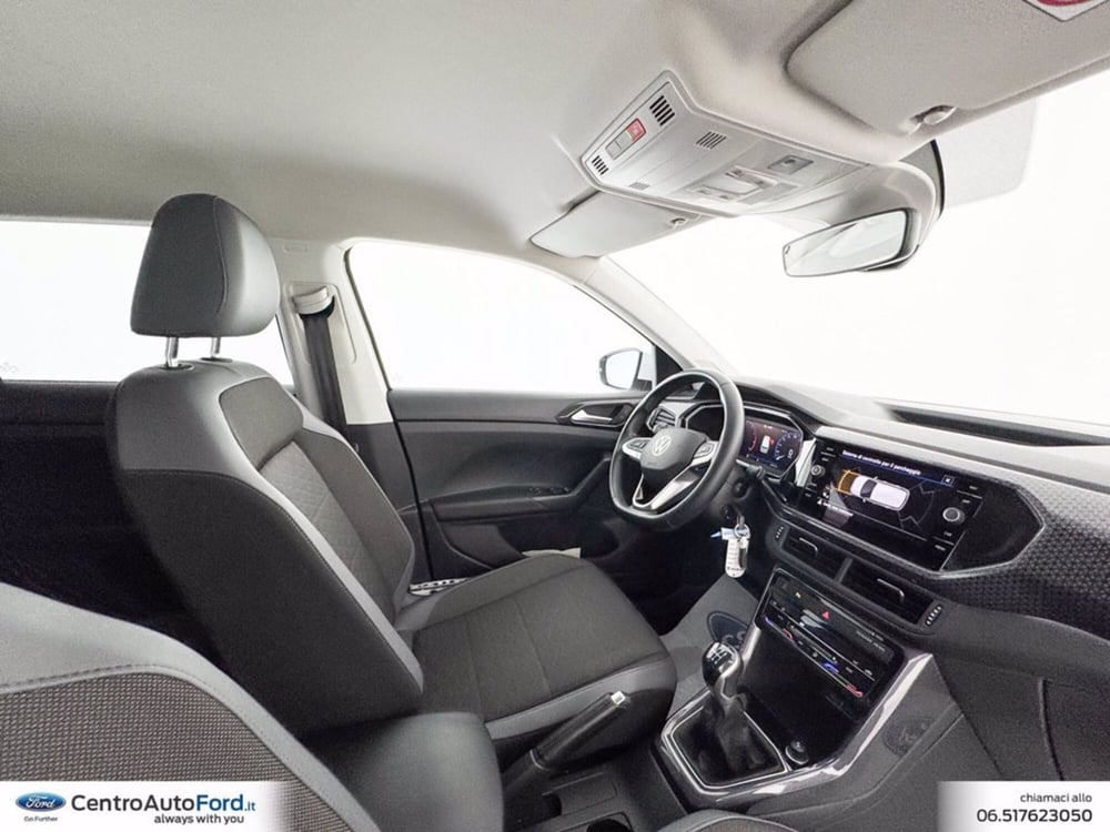 Volkswagen T-Cross usata a Roma (6)