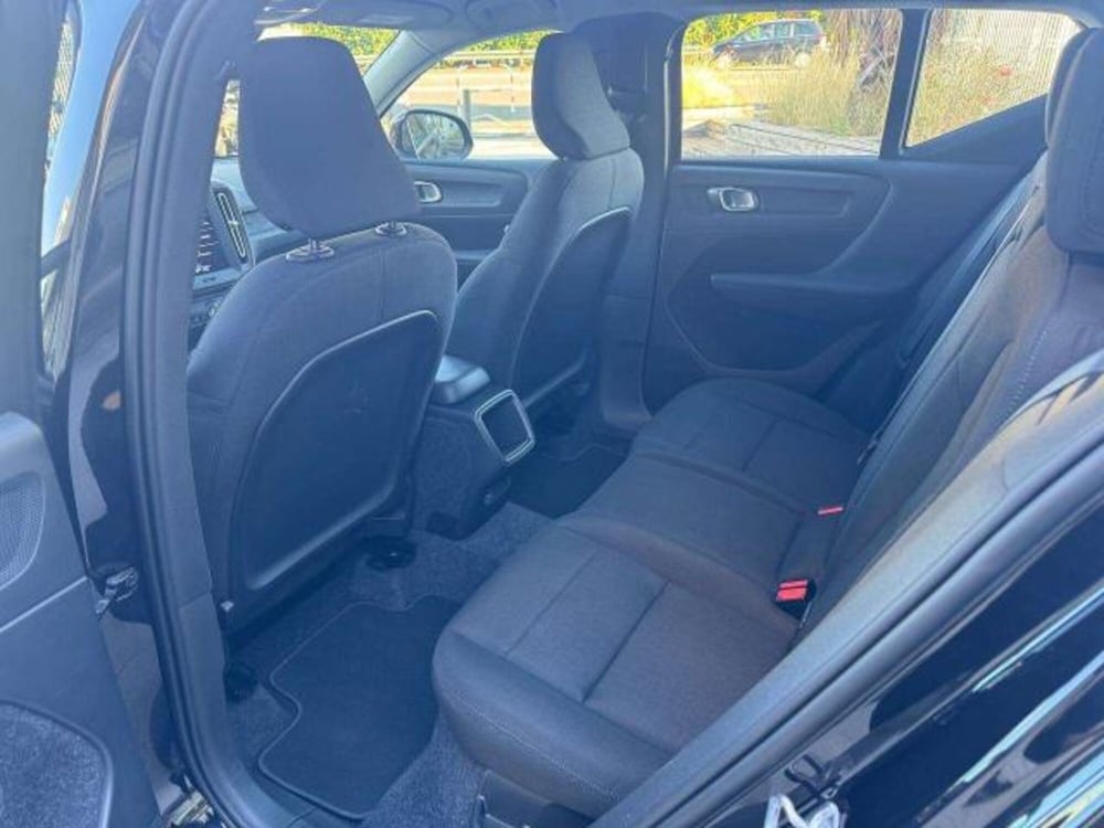 Volvo XC40 usata a Savona (12)