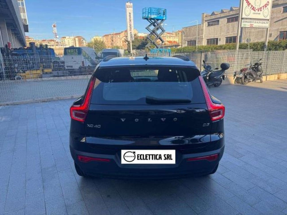 Volvo XC40 usata a Savona (5)