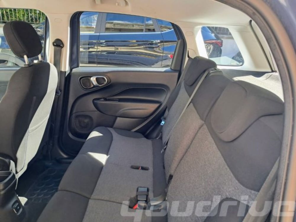 Fiat 500L usata a Napoli (9)