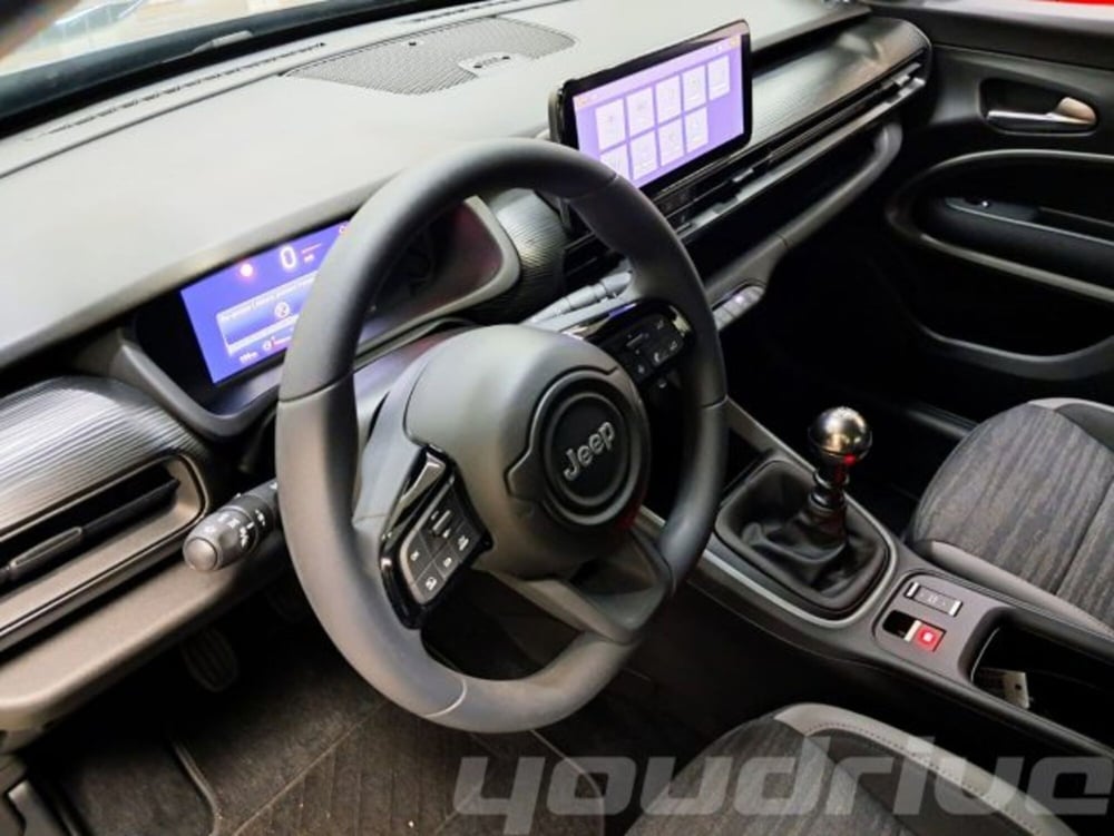 Jeep Avenger usata a Napoli (10)