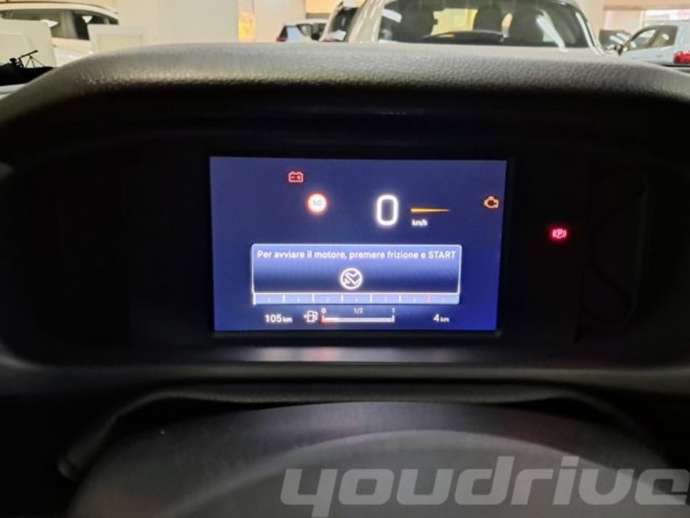 Jeep Avenger usata a Napoli (12)