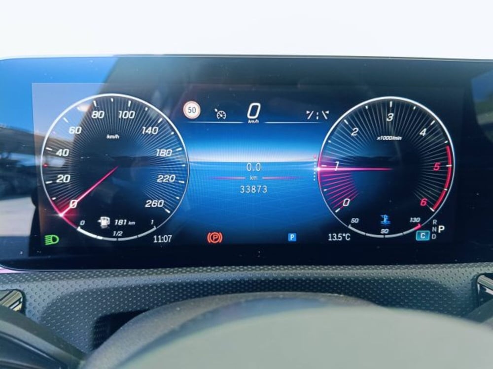 Mercedes-Benz CLA Shooting Brake usata a Teramo (16)