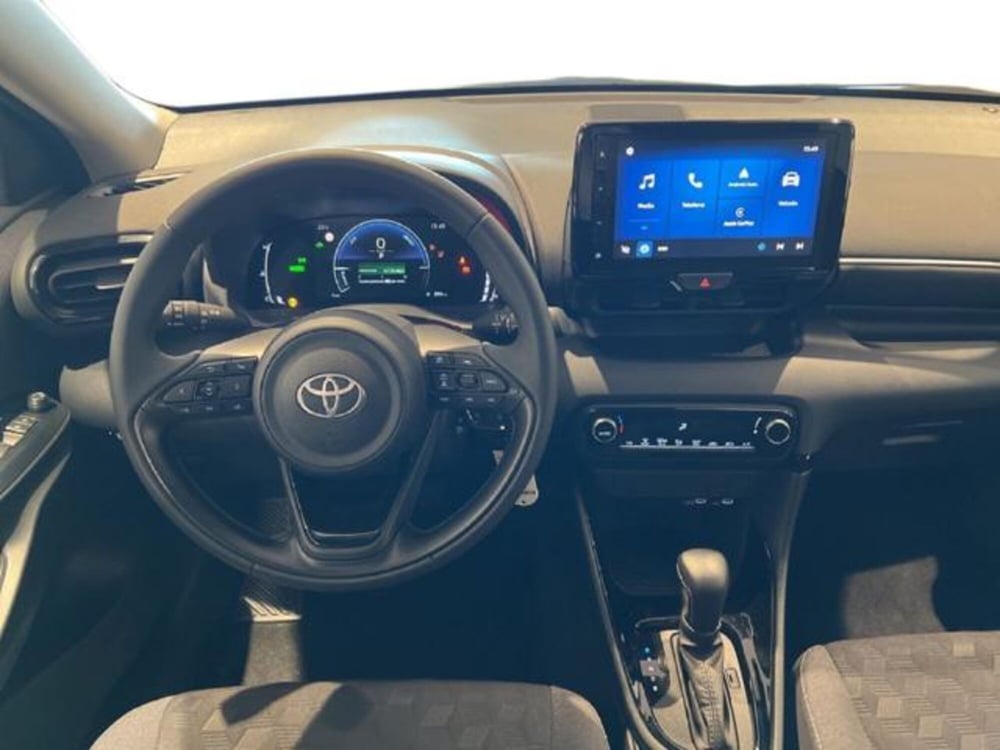 Toyota Yaris Cross nuova a Vercelli (9)