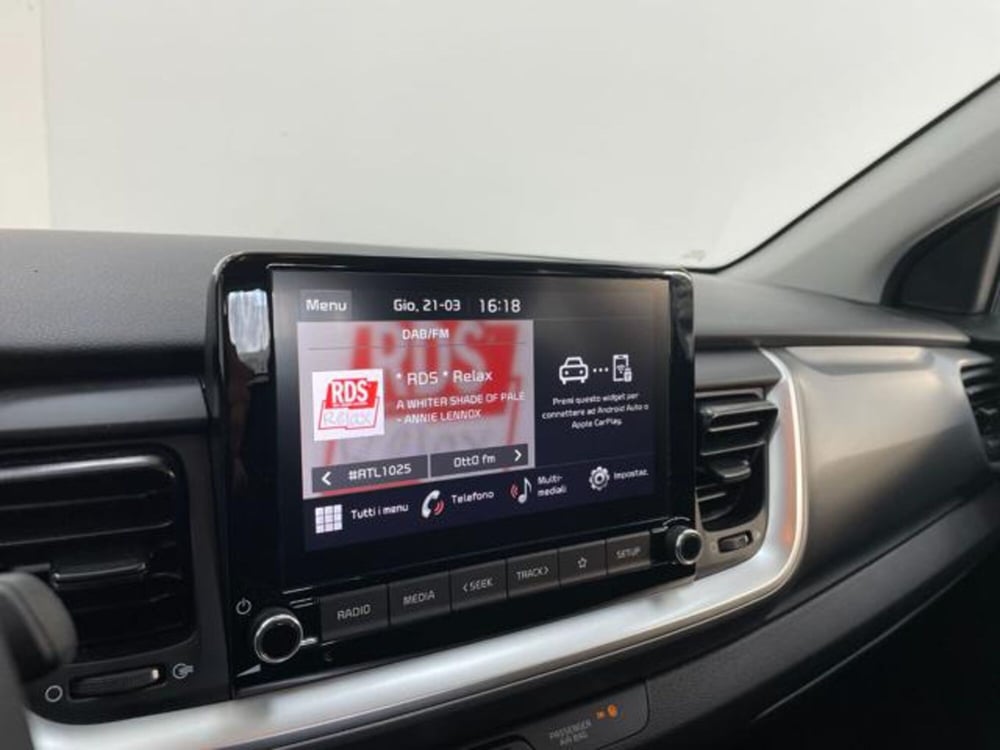 Kia Stonic usata a Como (11)