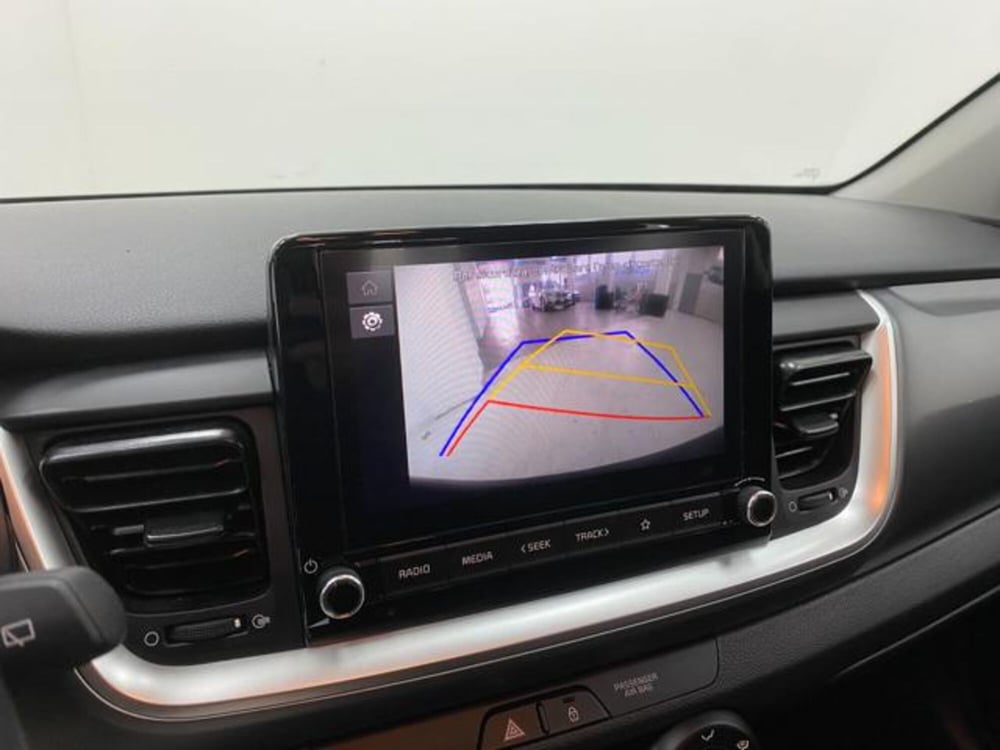 Kia Stonic usata a Como (12)
