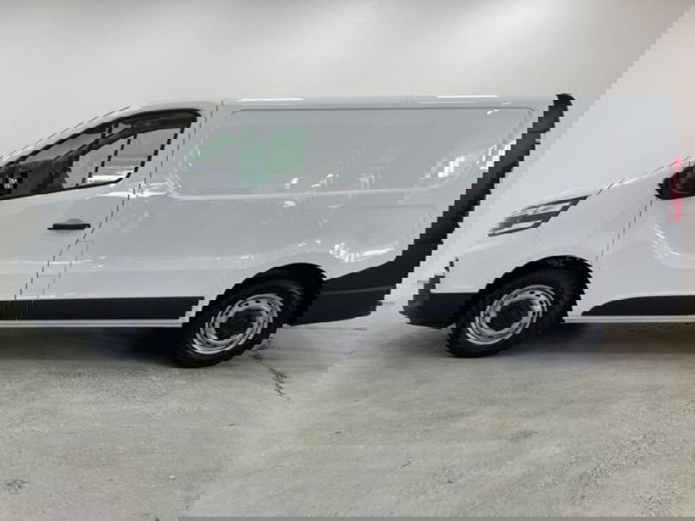 Nissan Primastar Furgone nuova a Como (7)