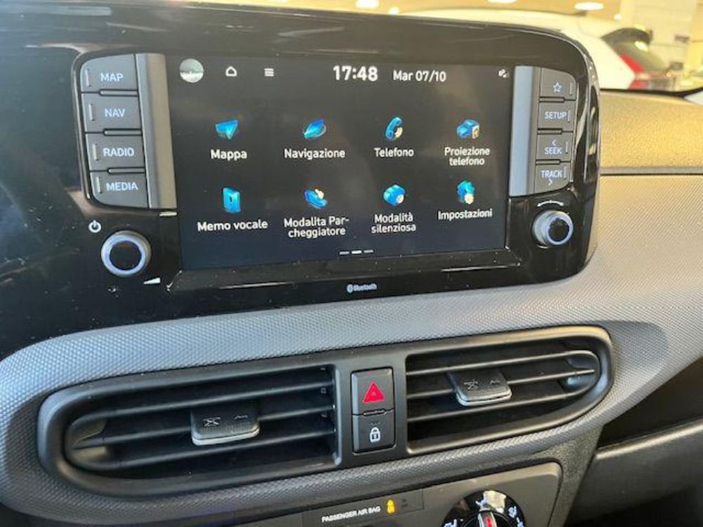 Hyundai i10 nuova a Verbano Cusio Ossola (17)