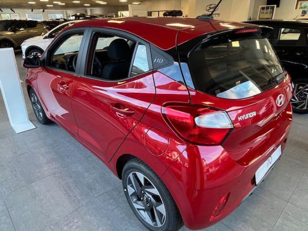 Hyundai i10 nuova a Verbano Cusio Ossola (4)