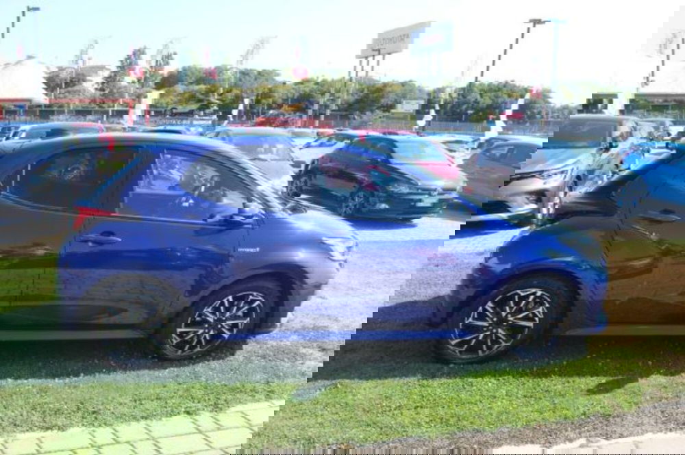 Toyota Yaris Cross usata a Roma (13)