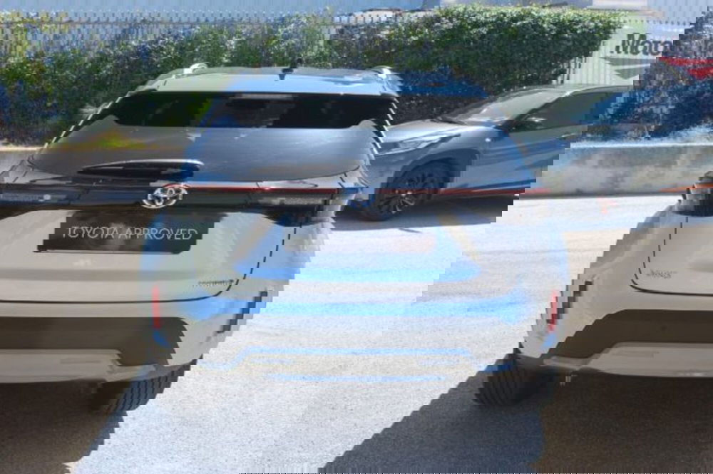 Toyota Yaris Cross usata a Roma (4)