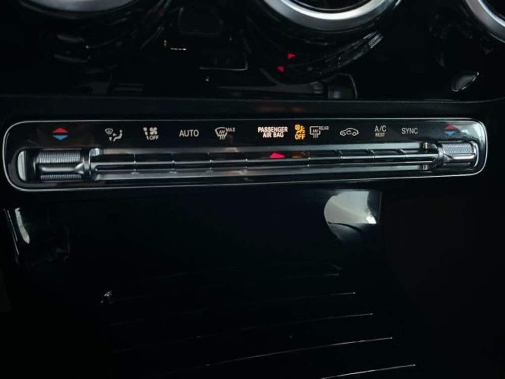 Mercedes-Benz CLA Shooting Brake usata a Verona (14)