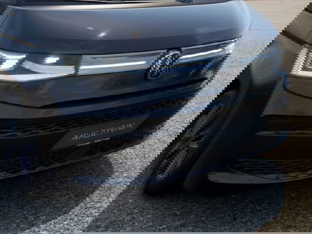 Volkswagen Multivan nuova a Vicenza (12)