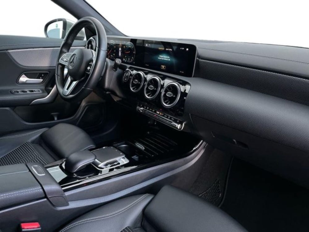 Mercedes-Benz CLA Shooting Brake usata a Verona (16)