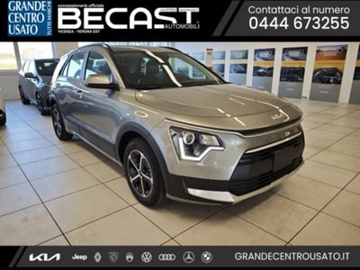 Kia Niro 1.6 GDi DCT HEV Business nuova a Brendola