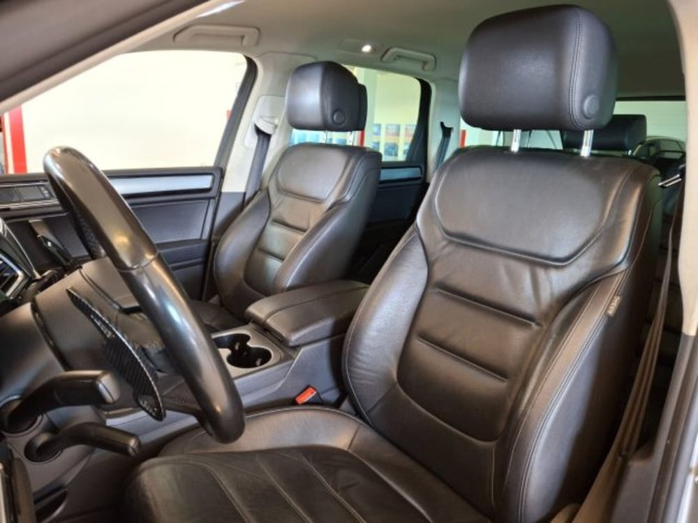 Volkswagen Touareg usata a Vicenza (9)