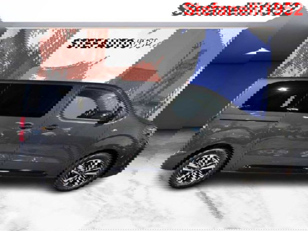 Peugeot Traveller nuova a Bologna (2)