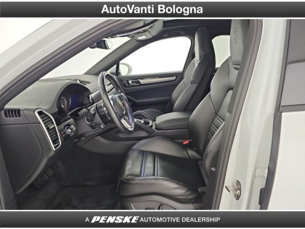 Porsche Cayenne usata a Bologna (10)