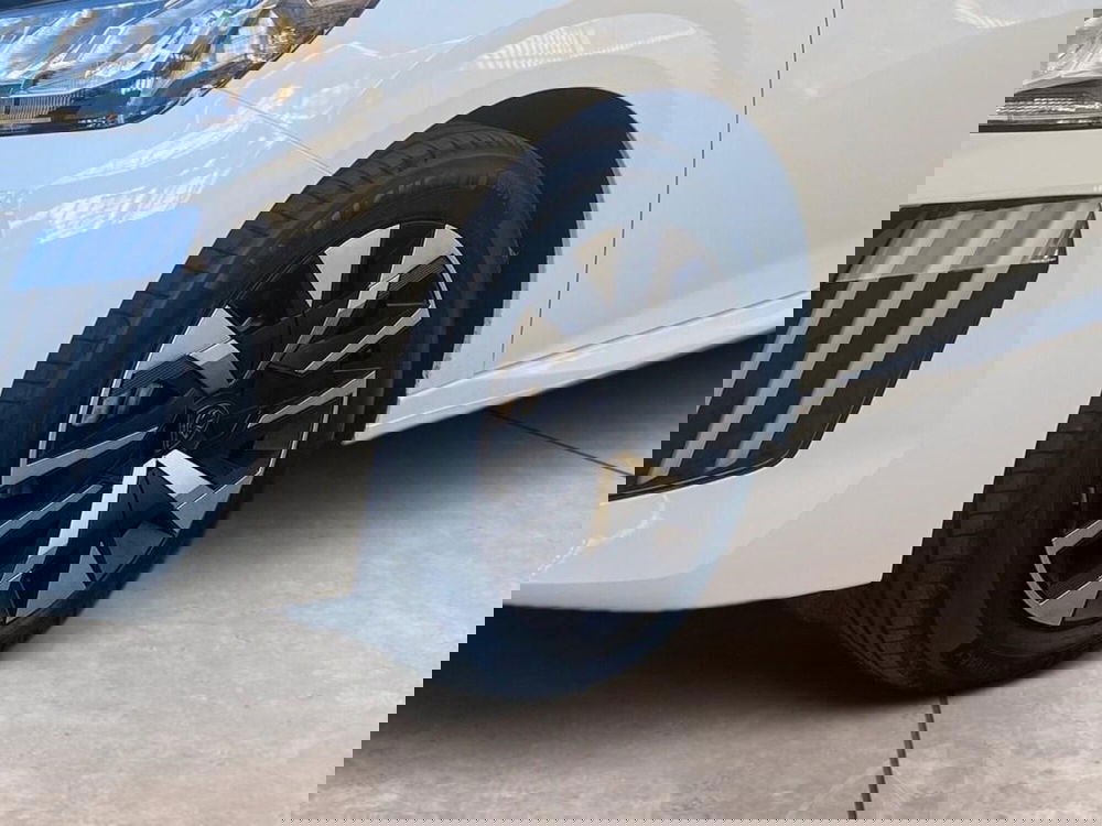 Peugeot 208 nuova a Torino (14)
