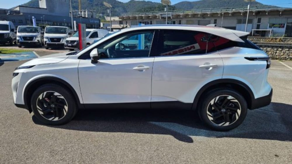 Nissan Qashqai nuova a Lucca (7)