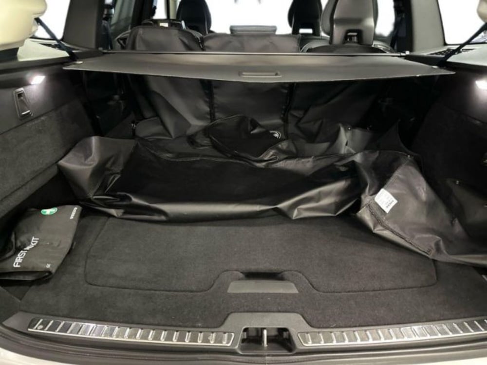 Volvo XC90 usata a Avellino (8)