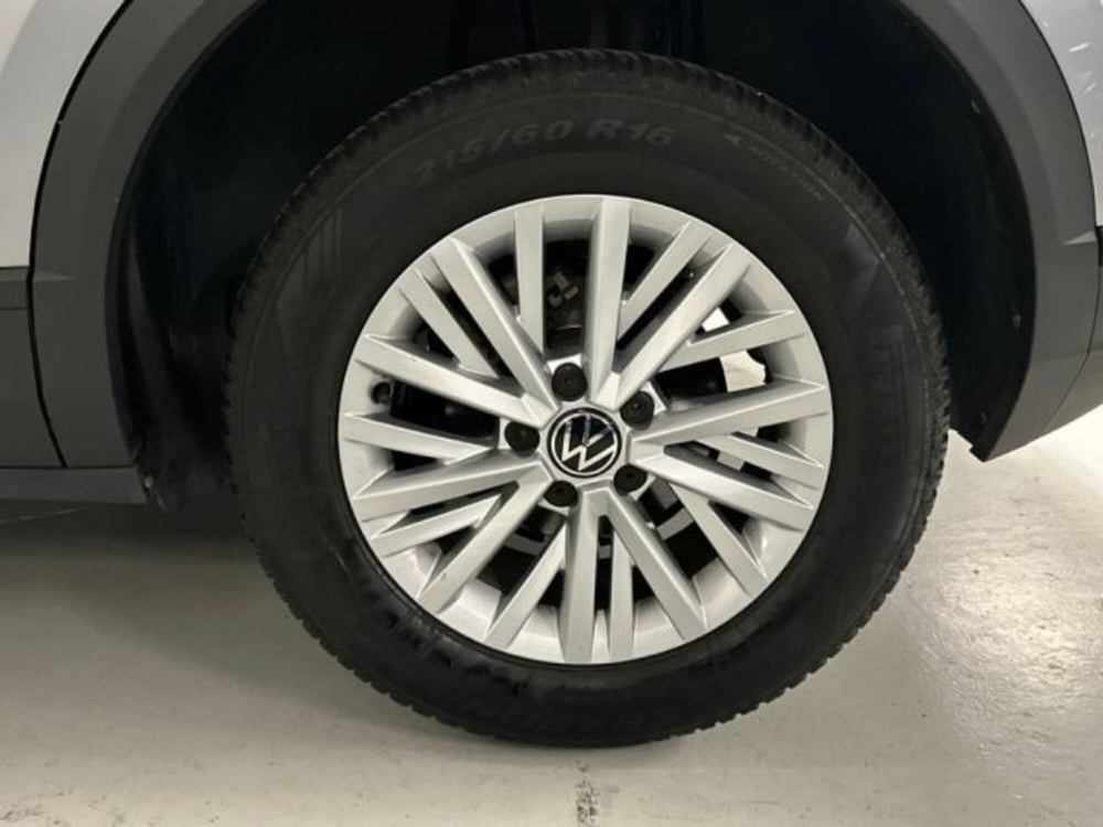 Volkswagen T-Roc usata a Avellino (17)