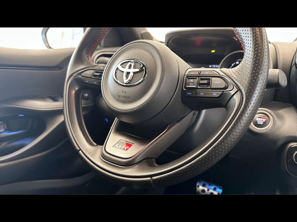 Toyota Yaris Cross usata a Varese (13)