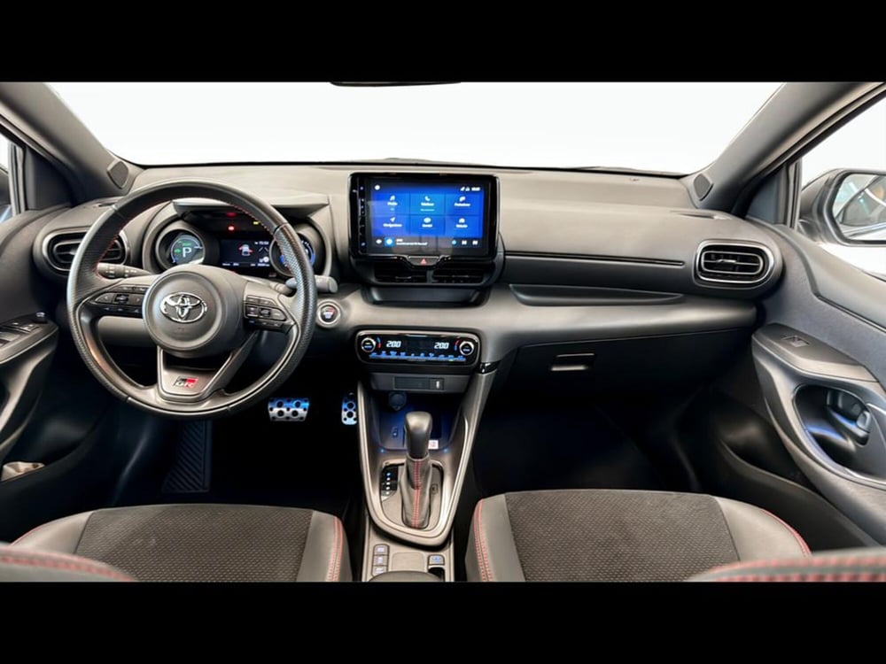 Toyota Yaris Cross usata a Varese (4)