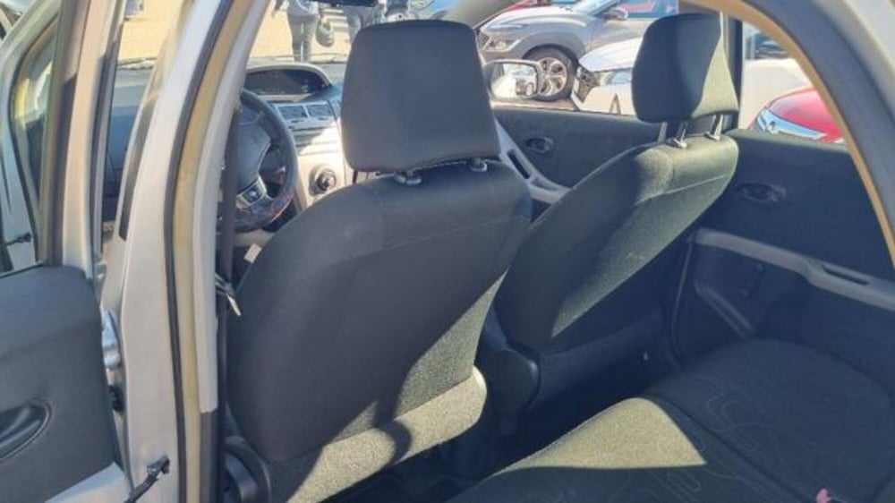 Toyota Yaris usata a Savona (12)