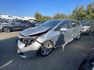 Toyota Corolla Touring Sports 1.8 Hybrid Business del 2022 usata a Piacenza