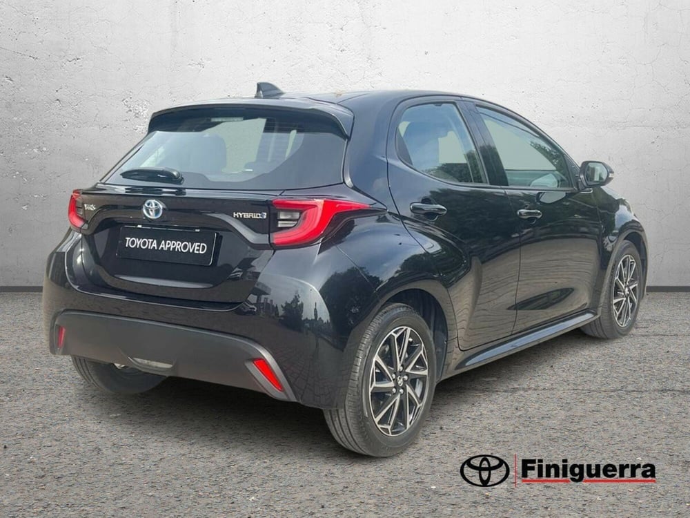 Toyota Yaris usata a Lecco (5)