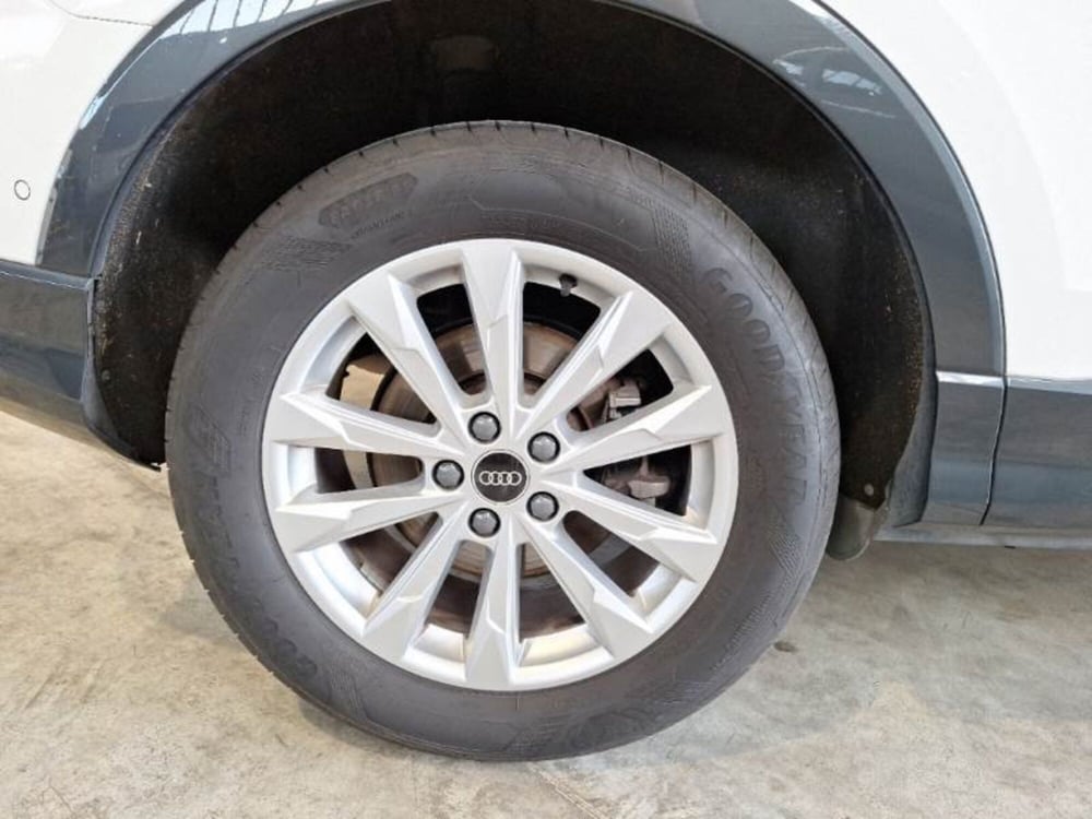 Audi Q3 Sportback usata a Salerno (18)